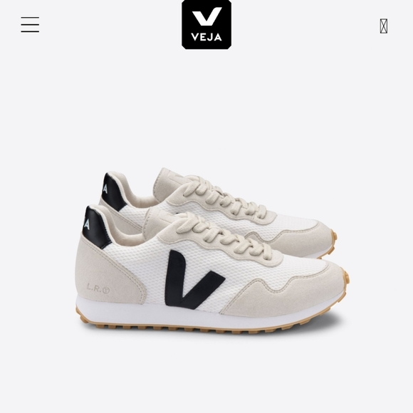 Veja White and Black Women's Sneakers - Picture 10 of 10